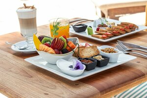 Гостиница Dune Boutique Hotel located at the party zone