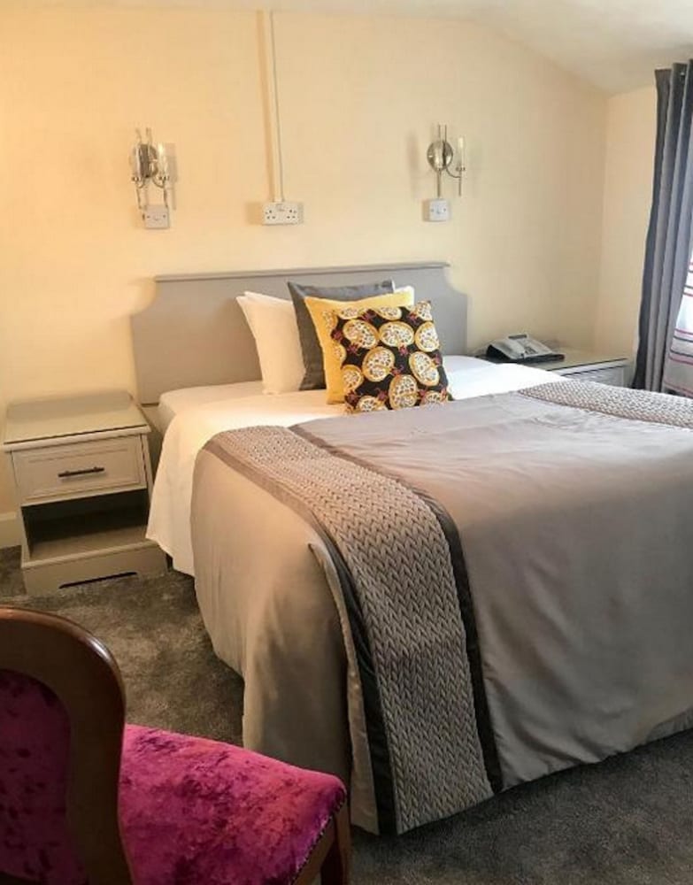 Фото Lensfield Hotel