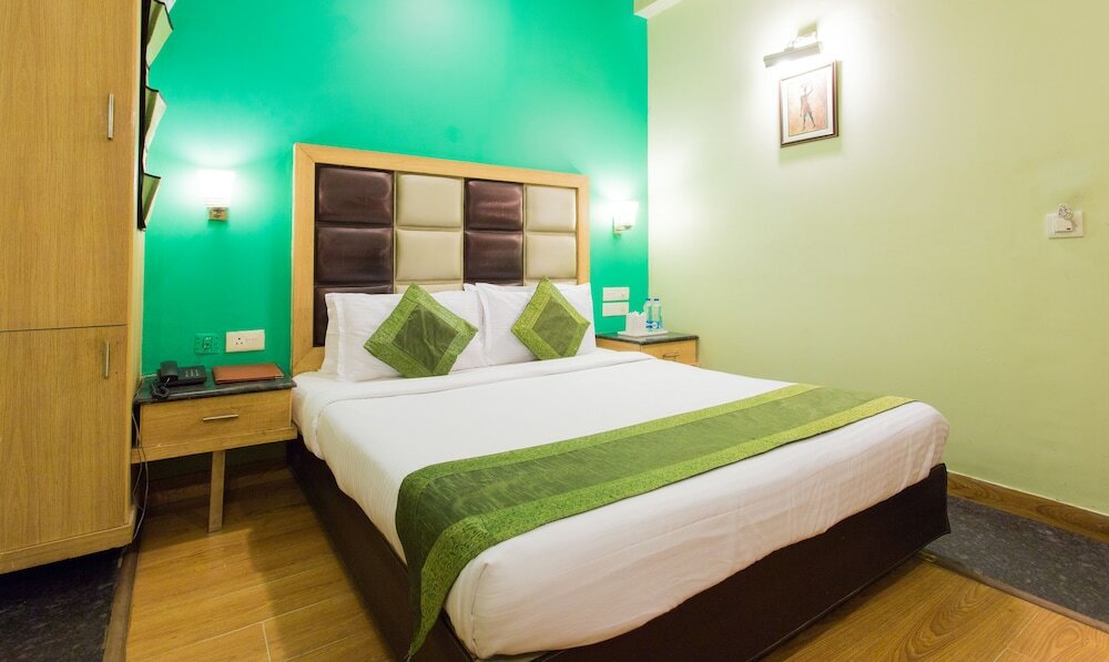 Фото Hotel Aroma Residency