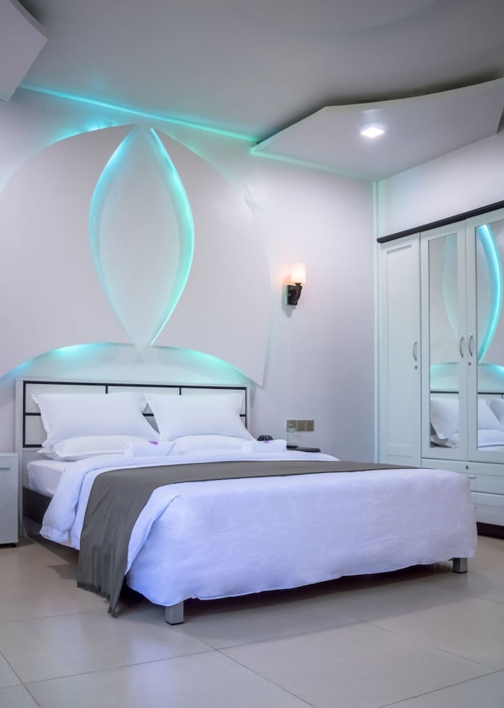 Фото Hulhudheli Inn