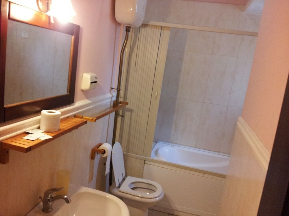 Фото B&b La Storia di Napoli