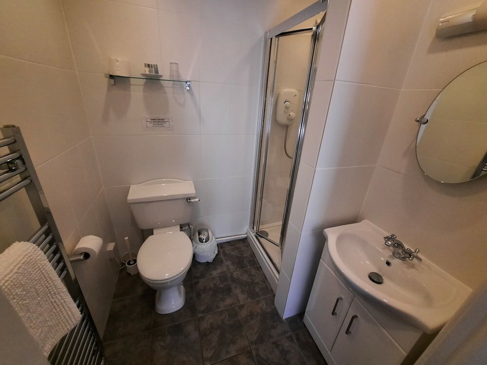 Фото The White Cottage B&b