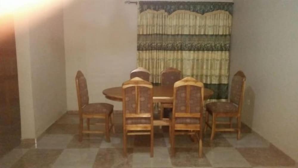 Фото Sweetwater Guest House