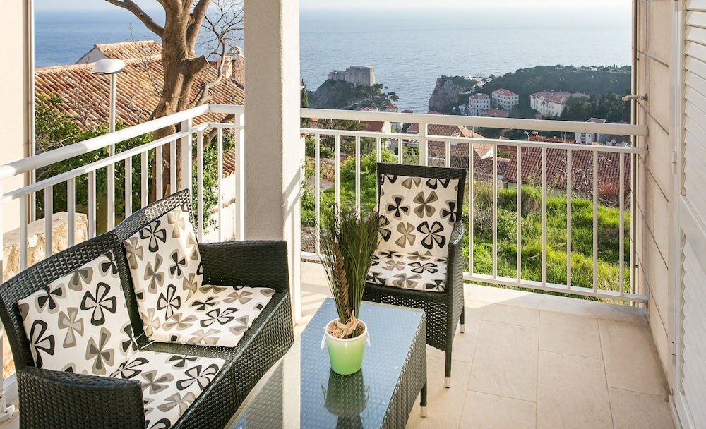 Фото Apartments Carmelitta