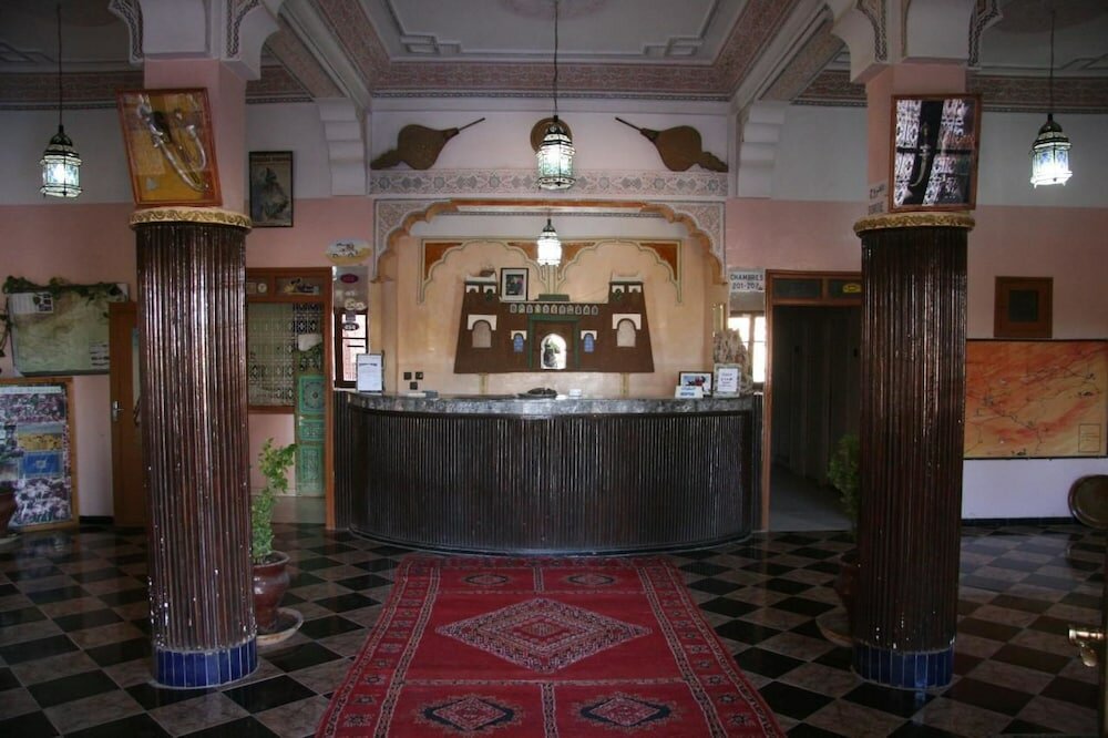 Фото отеля 2