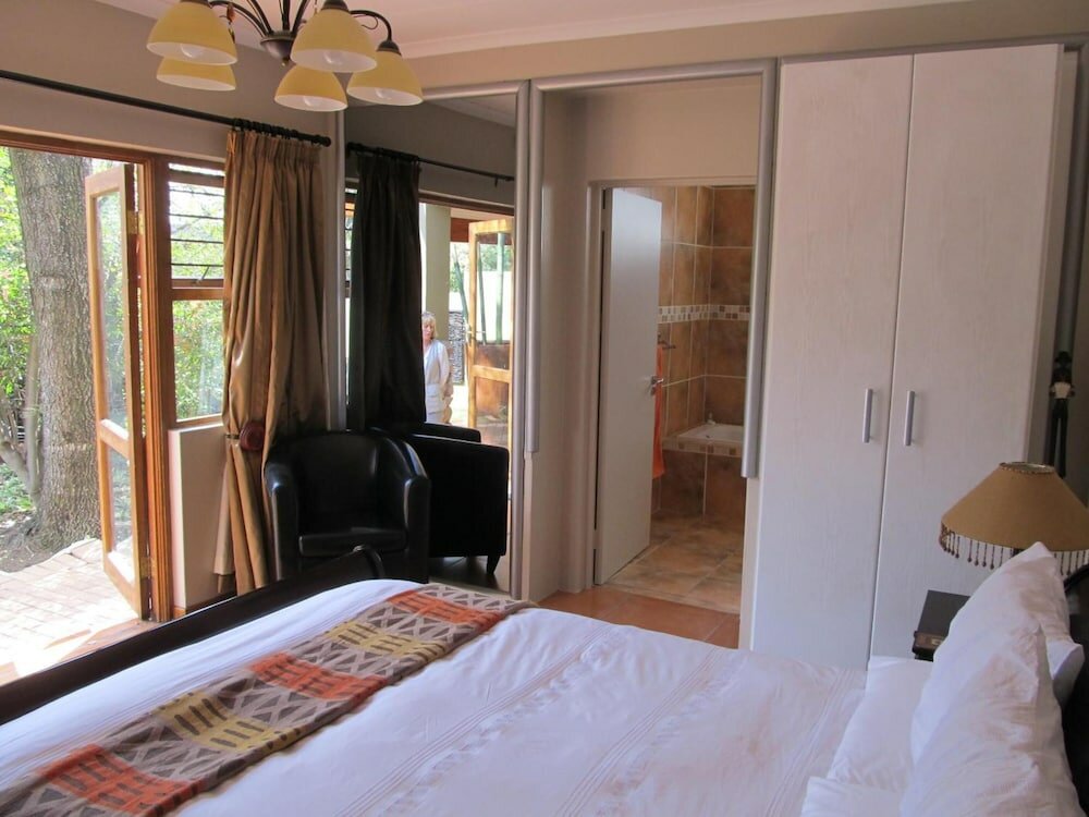 Фото Five A Morris