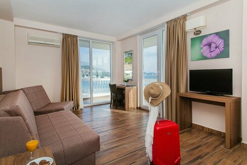 Гостиница Hotel Sato в Сутоморе