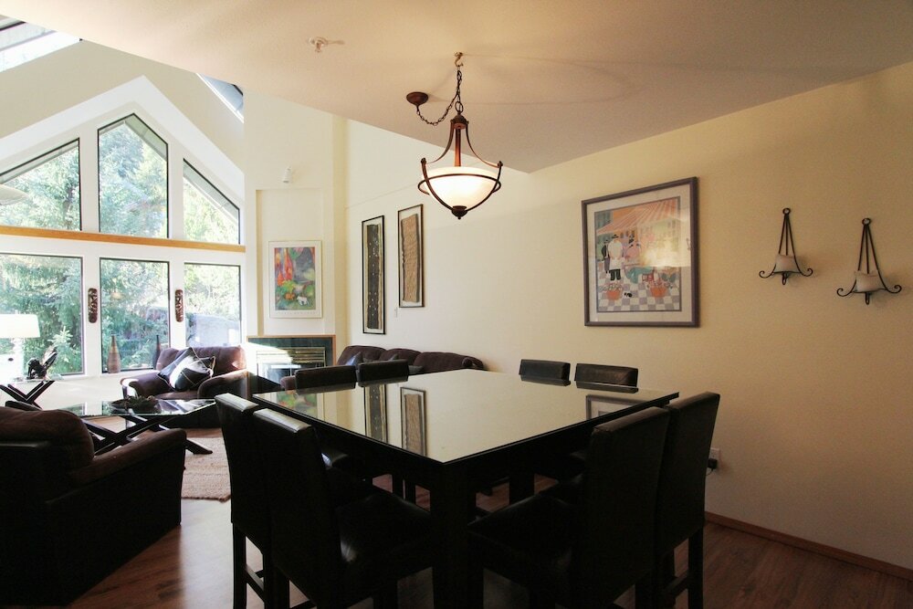 Фото Signature Condos by Whistler Retreats