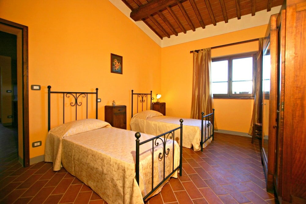 Фото Agriturismo Pratovalle