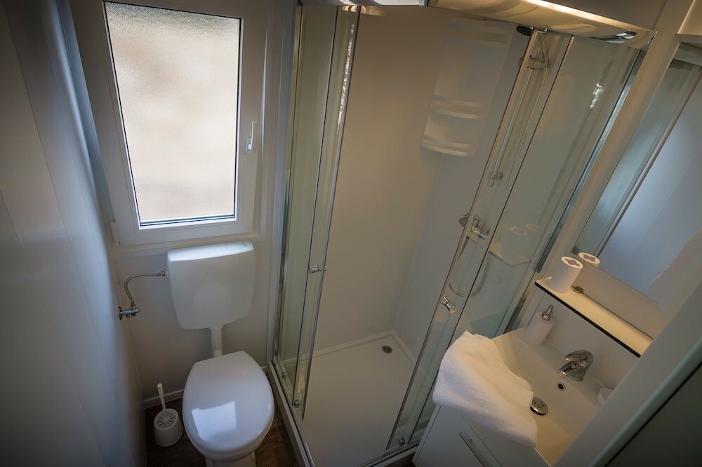 Фото Mediteran kamp Mobile Homes in Camping Klenovica