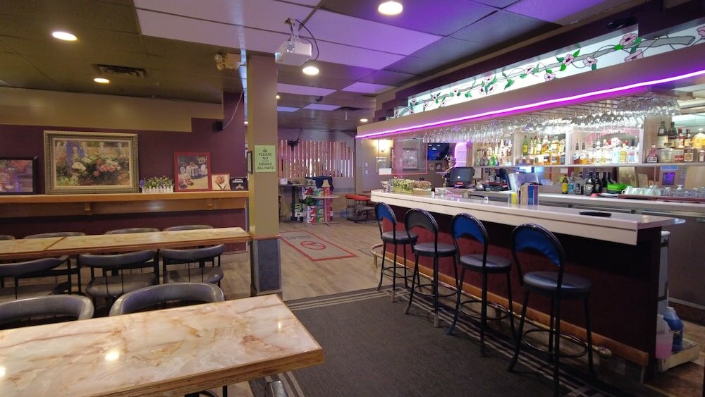 Фото Sundre Motor Inn