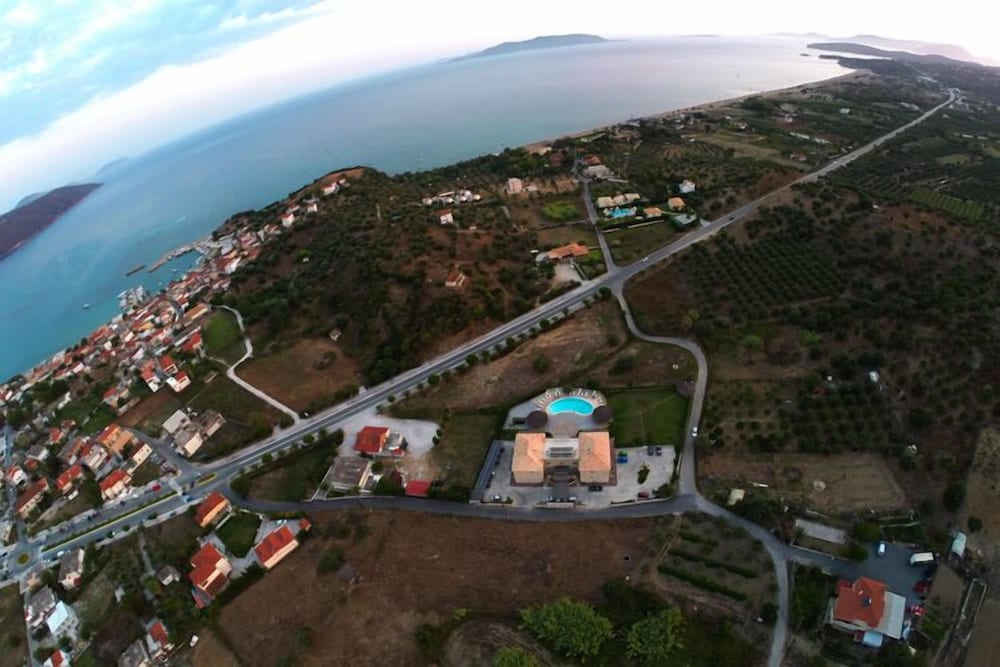 Фото Tsokas Hotel