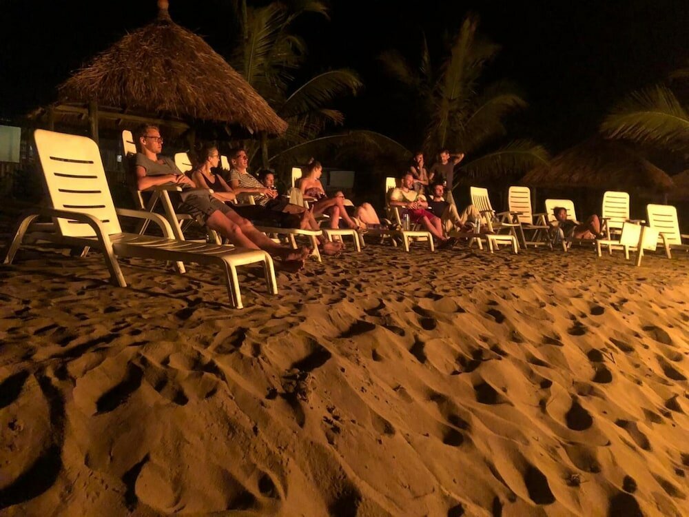 Фото Akwidaa Inn