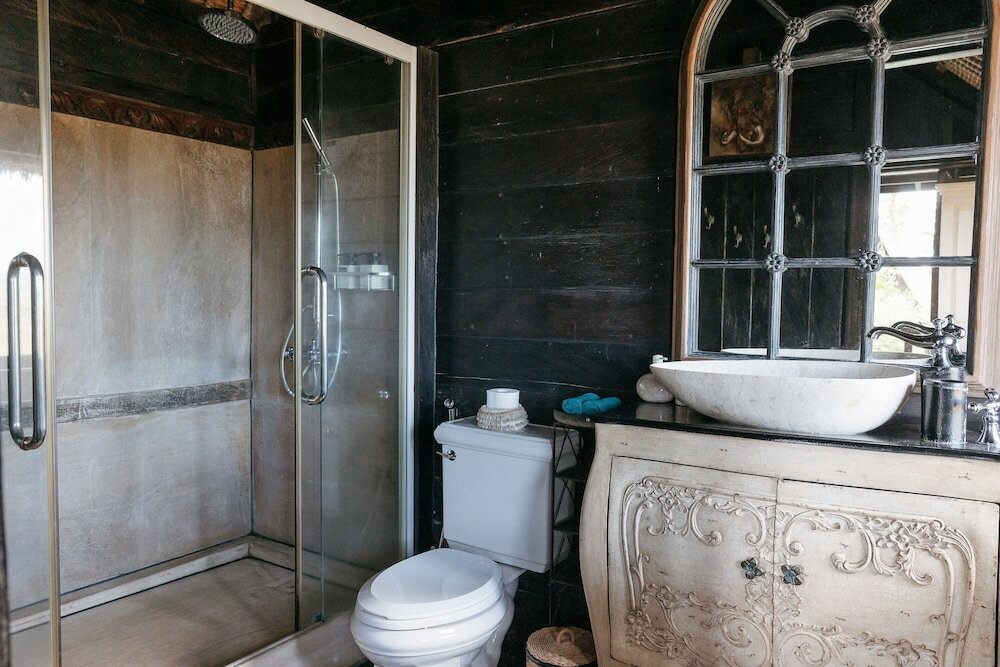 Фото Most Exotic Beachfront Villa Keong