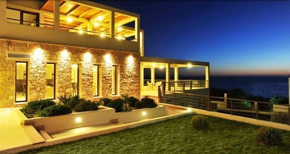 Фото Hotel Porto Plaza Beach Resort