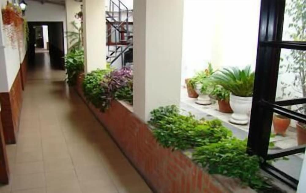 Фото Hostal La Linda