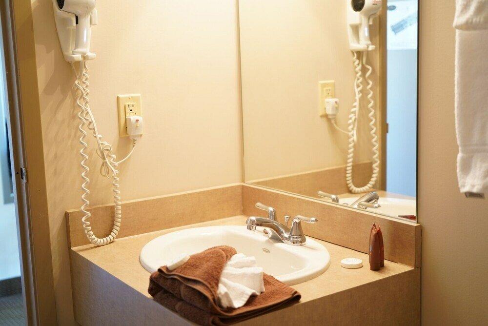 Фото River Rapids Inn