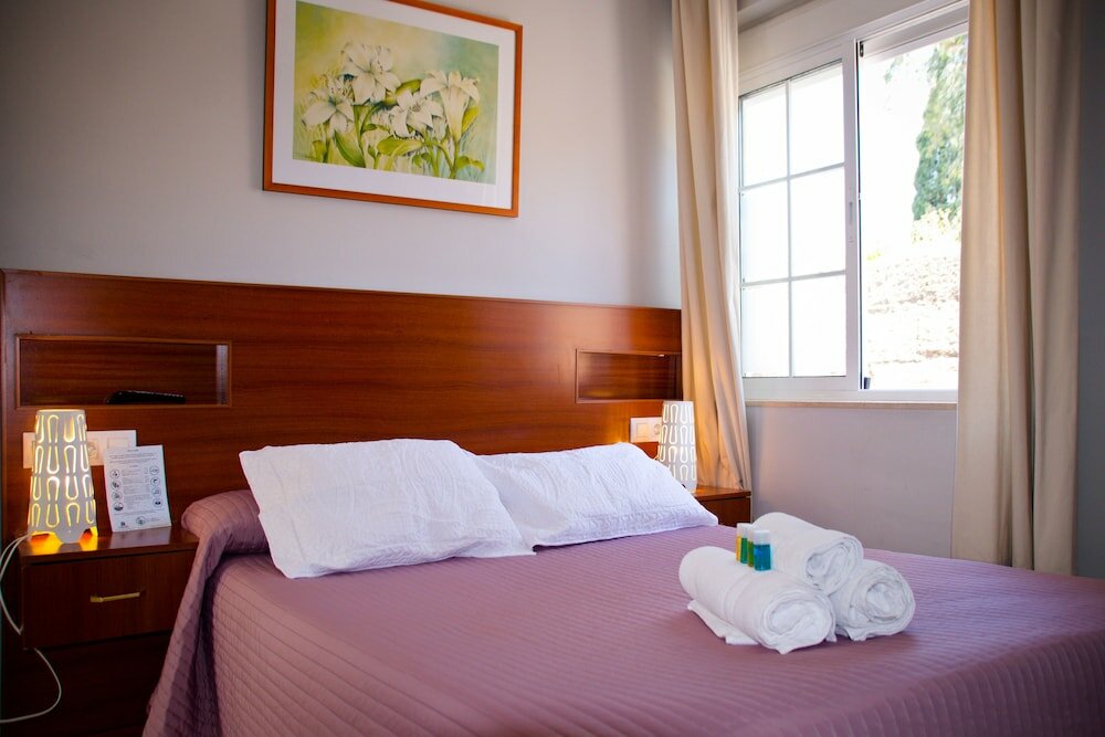 Фото Hostal La Muralla