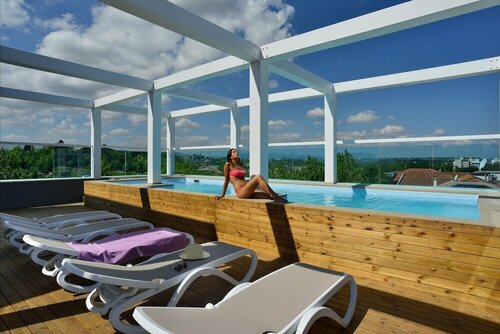 Внешний вид отеля Embassy Hotel & SPA в Каттолике, фото 2