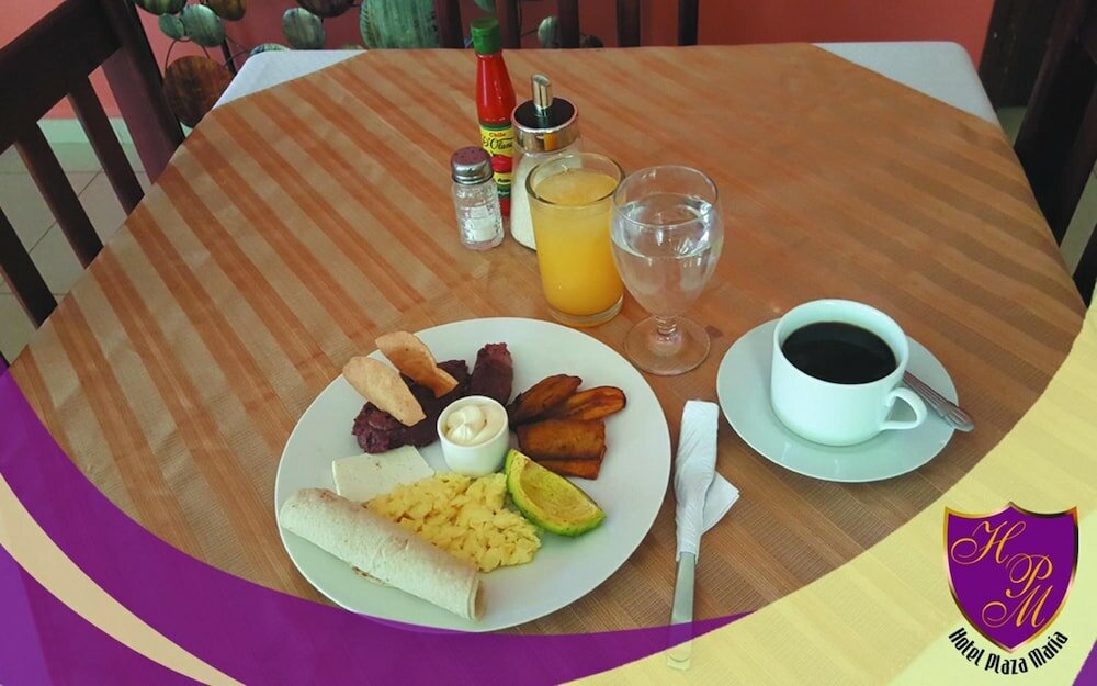 Фото Hotel Plaza Maria