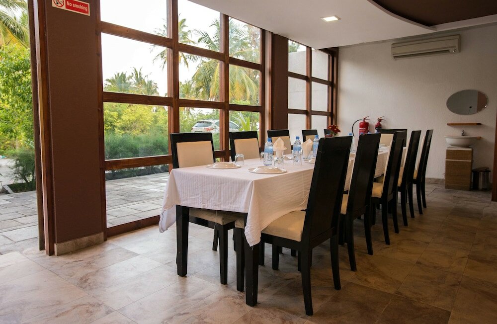 Фото Отель Season Holidays at Hulhumale