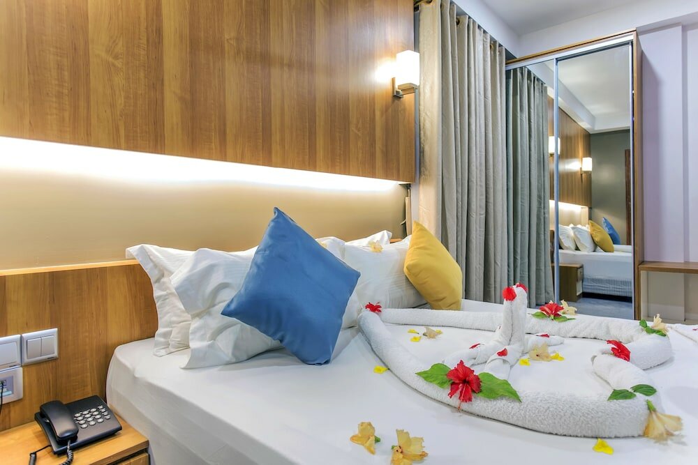 Фото Kuredhi Beach Inn