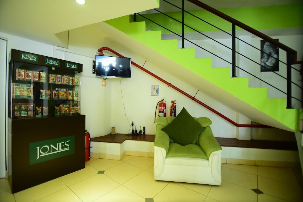 Фото Thilhara Days Inn