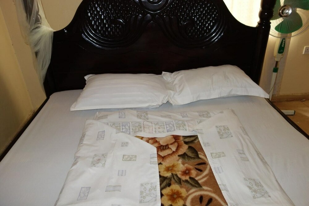 Фото Yahoo Guesthouse