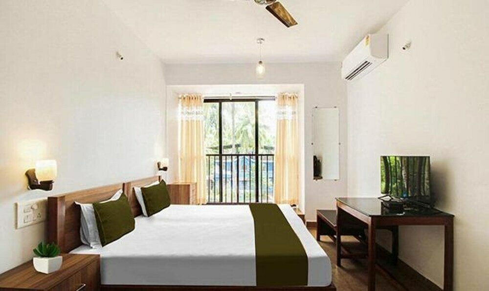 Фото Fabexpress Holiday Suites