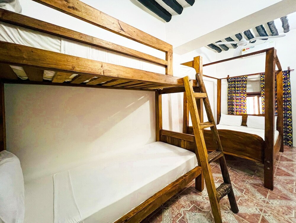 Фото Shoki Shoki Hostel Stone Town