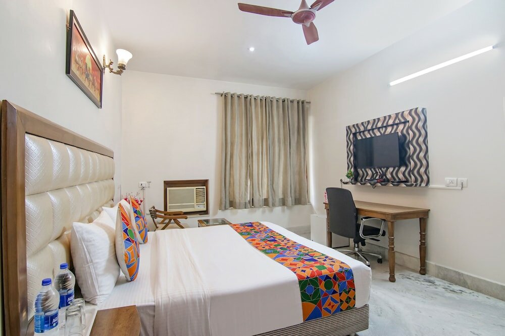 Фото отеля 2