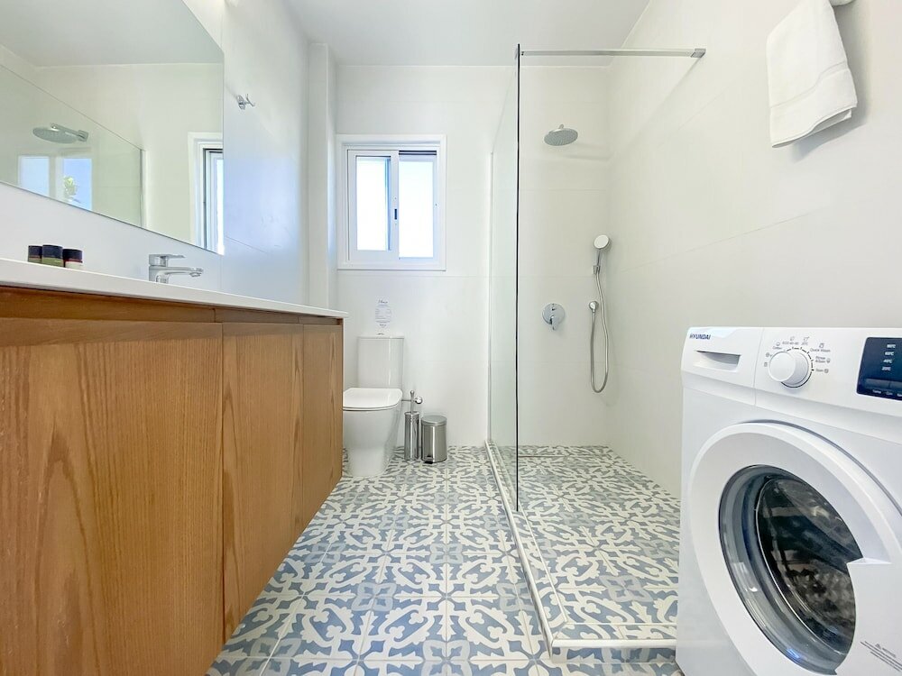 Фото Phaedrus Living: Azure Serenity Villa