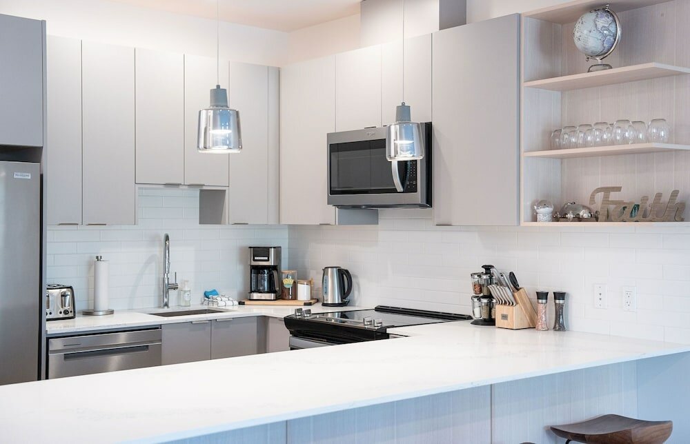 Фото Mountainside Revival Revelstoke Vacations