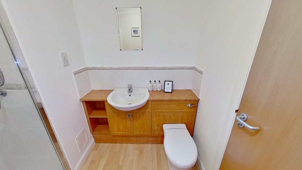 Фото Orange Apartments Bothwell Road