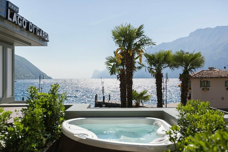 Гостиница Hotel Lago di Garda