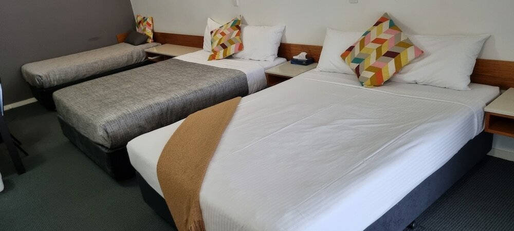 Фото Ayr Travellers Motel