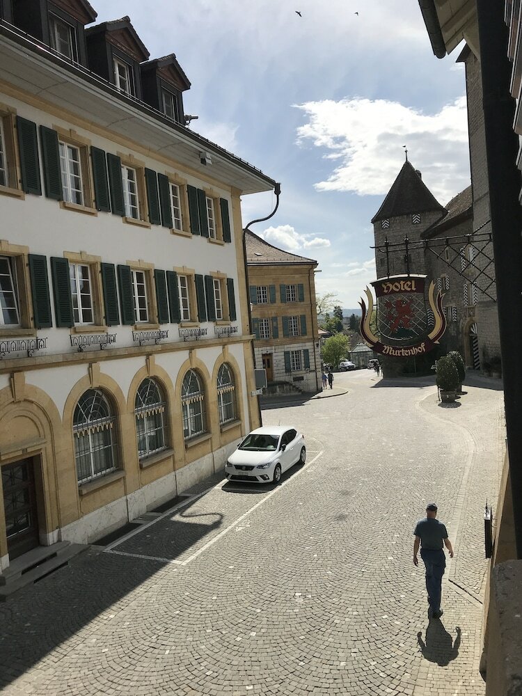 Фото Murtenhof & Krone