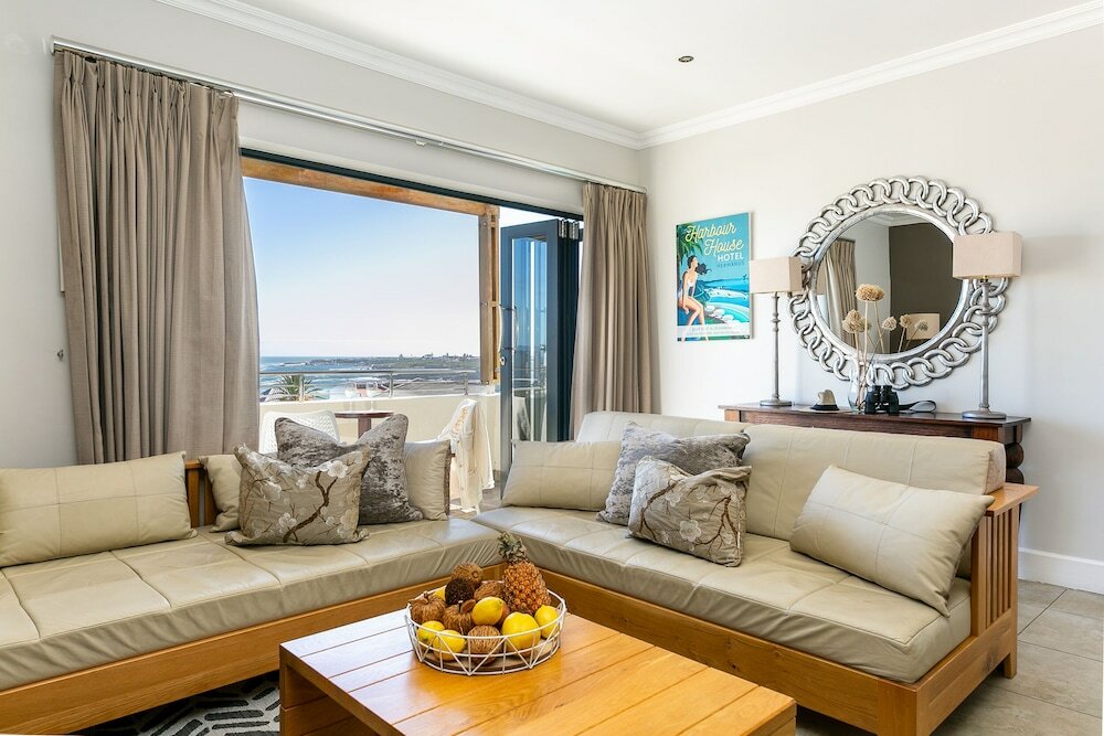 Фото Harbour House Hotel