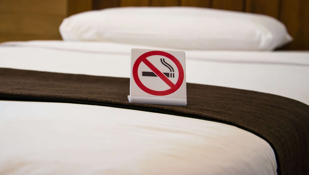 Фото Magnuson Extended Stay and Suites Airport Hotel