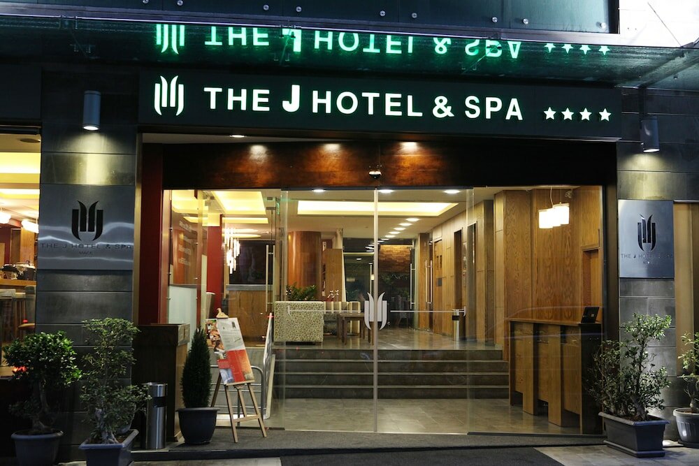 Фото The J Hotel & SPA