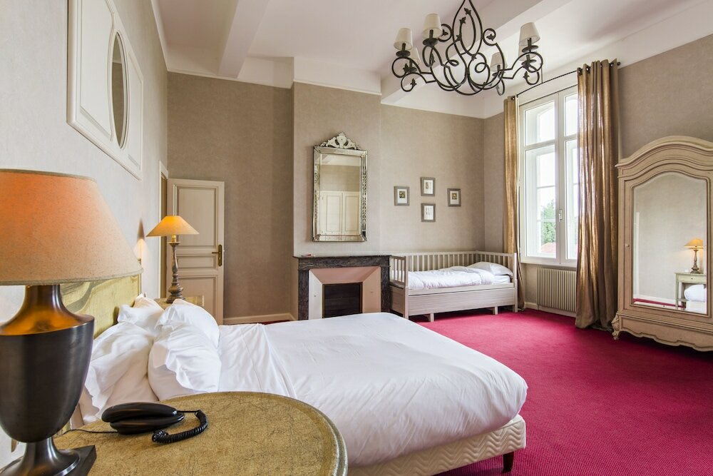 Фото Les Trois Lys