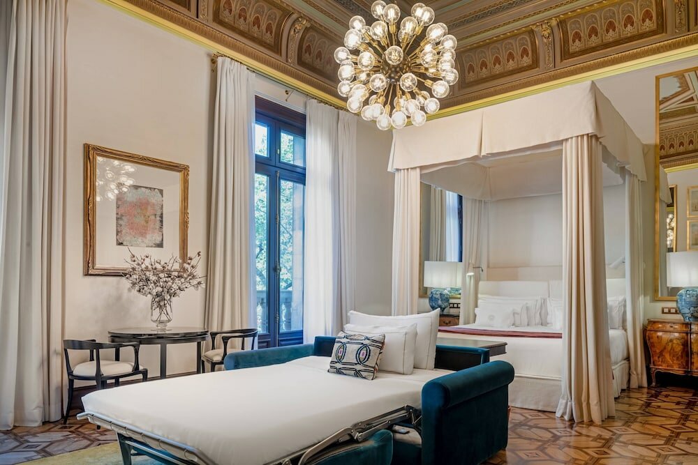 Фото Cotton House Hotel, Autograph Collection