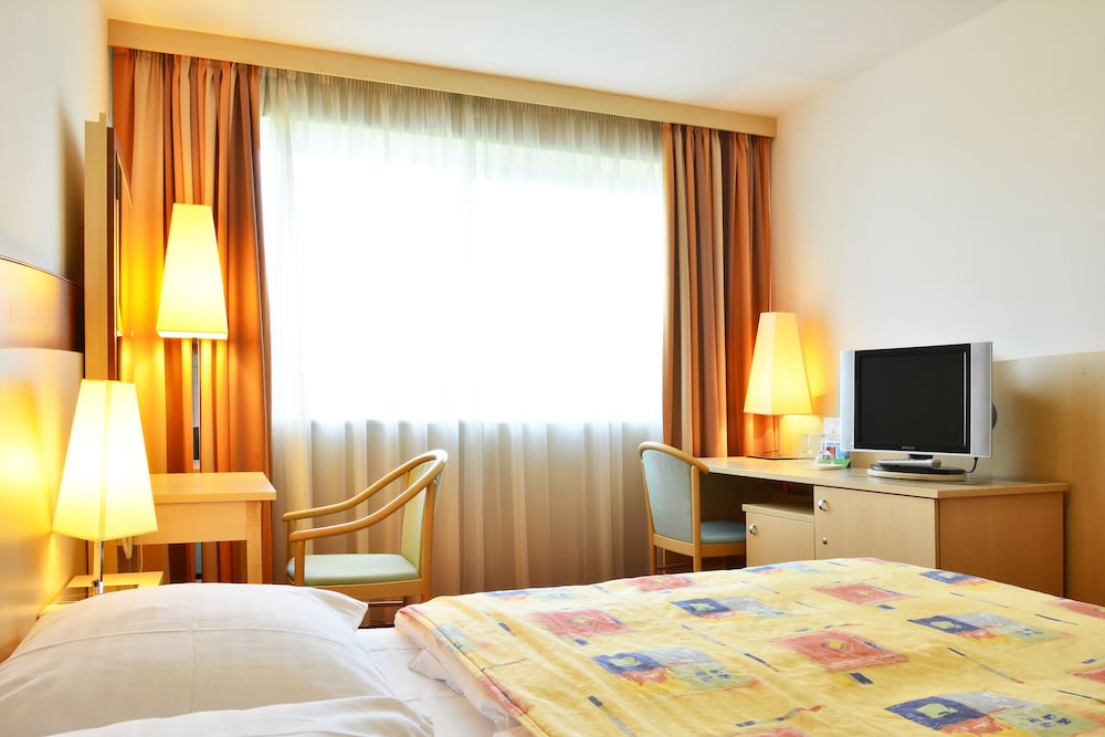 Фото отеля 3