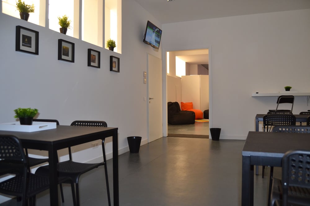 Фото Coimbra Portagem Hostel