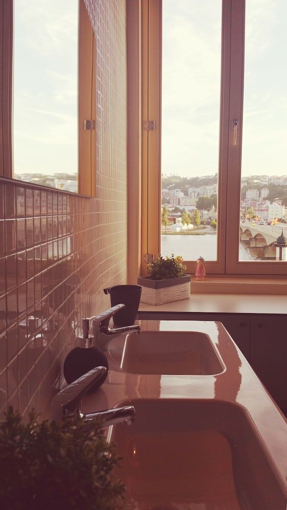 Фото Coimbra Portagem Hostel