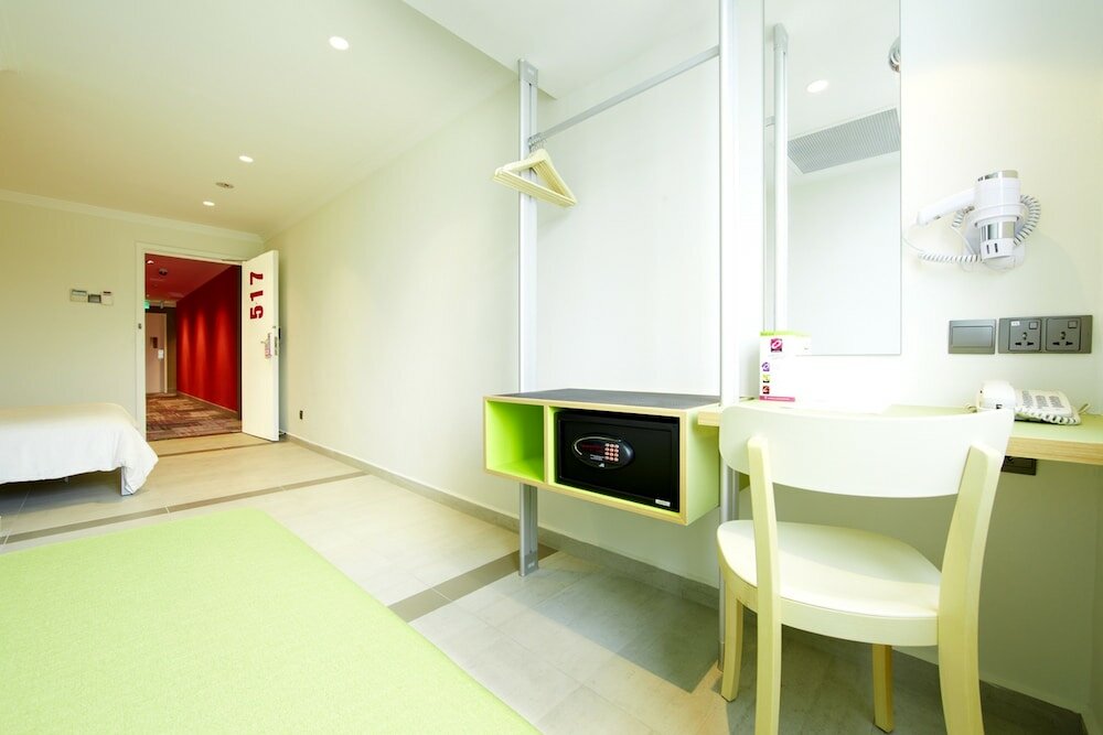 Фото Hangout at Mt Emily