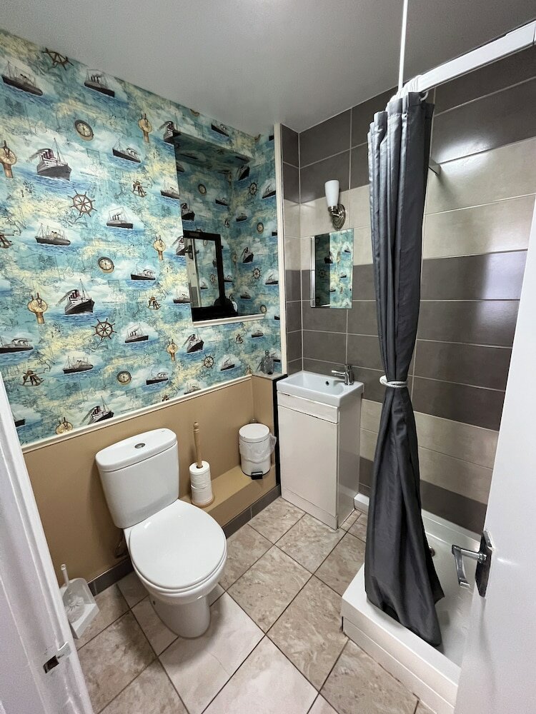 Фото St George's Guesthouse