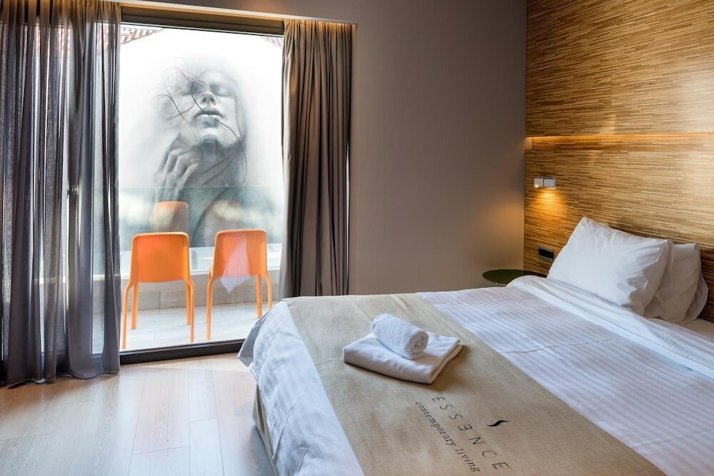 Фото Essence Living Exclusive