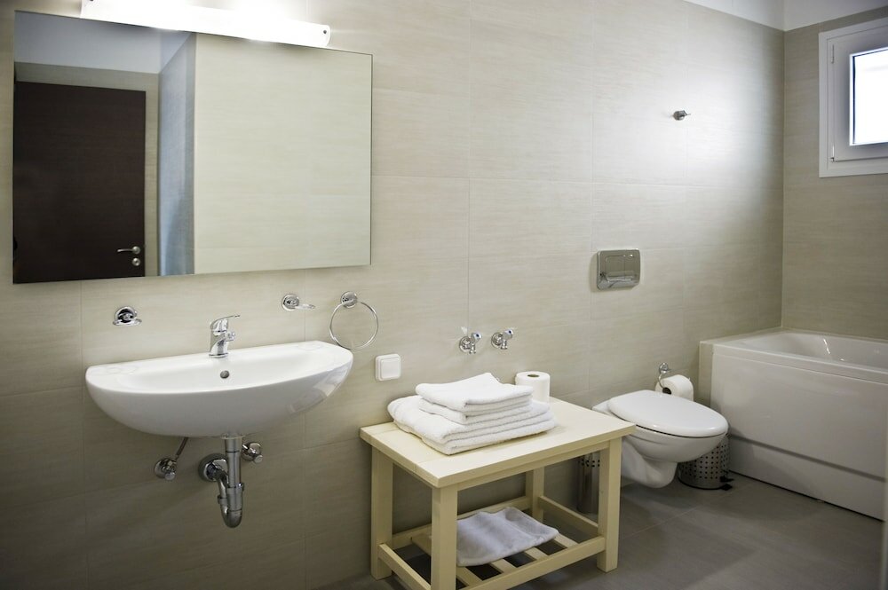 Фото Tsakanos Home