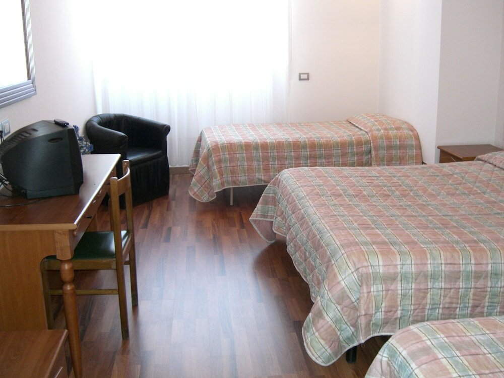 Фото Hotel Golden